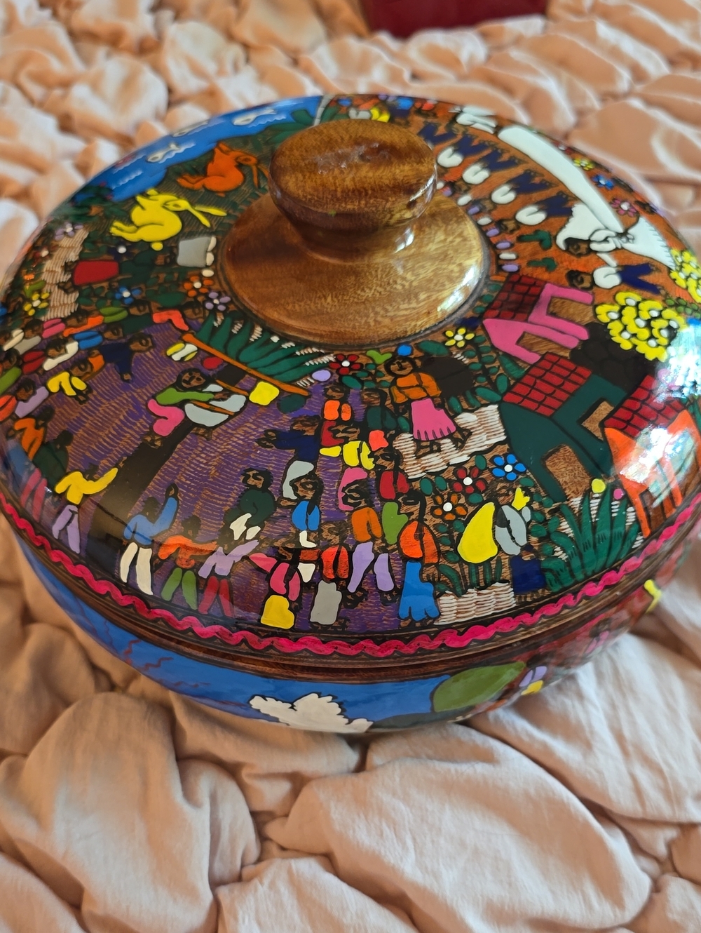 Mexican Talavera Hand Painted Story Teller Bowl  W/lid